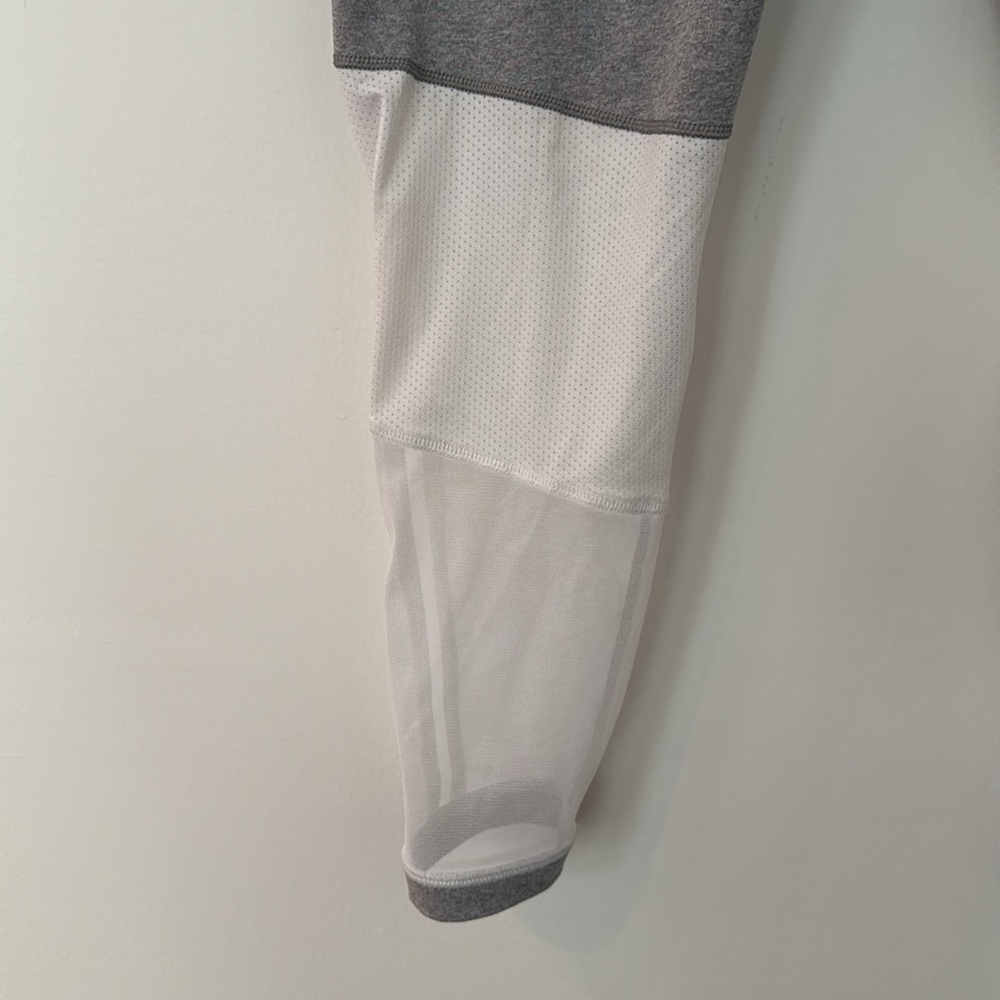 Calia Mesh Legging - Picture 2 of 5